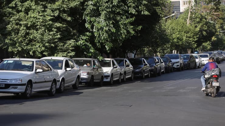 פקקי ענק בטהרן בעקבות תקיפות חיל האוויר