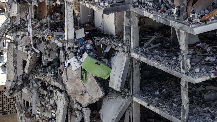 נזקי הפגיעה הישירה בבת ים