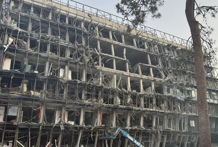 נזקי הנפילה במכון ויצמן, רחובות