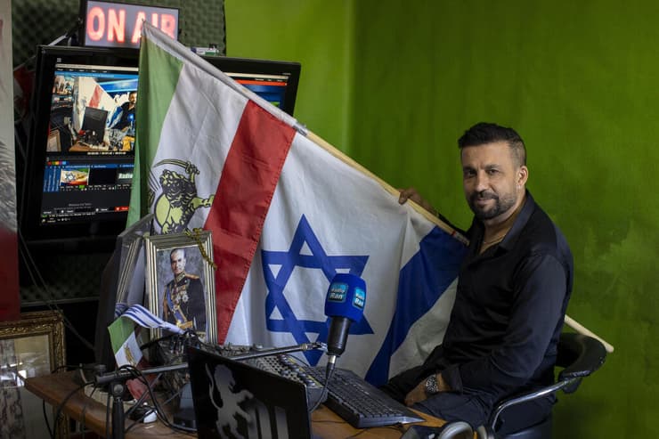 רני עמרני, מייסד ומנהל "רדיו רן" בפרסית