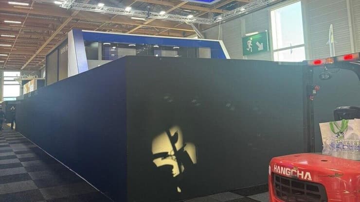 הביתן הישראלי שנחסם בסלון האווירי בצרפת הביתן הישראלי שנחסם בתערוכה בצרפת