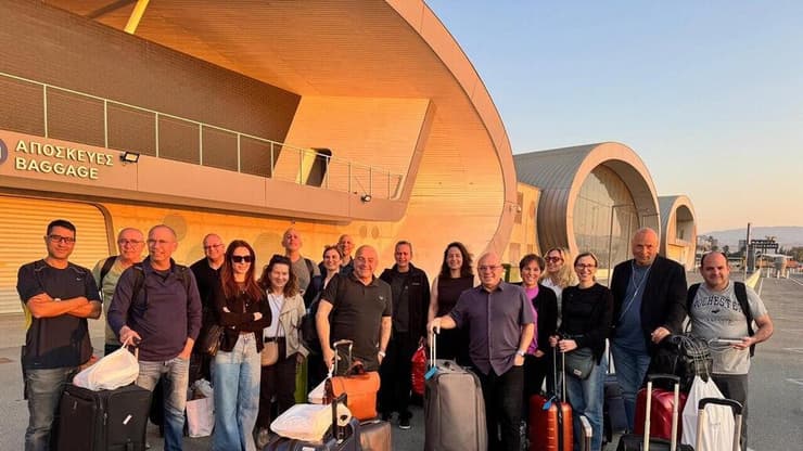 הרופאים לפני ההפלגה לישראל