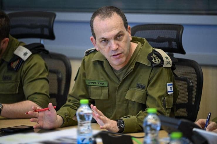 "האיראנים ימשיכו בניסיון לפגוע בישראל". אלוף בסיוק (צילום: דובר צה"ל) ראש אגף המבצעים אלוף עודד בסיוק