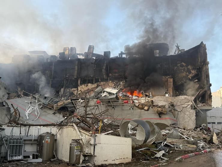 מכון ויצמן למדע לאחר פגיעת הטיל האיראני