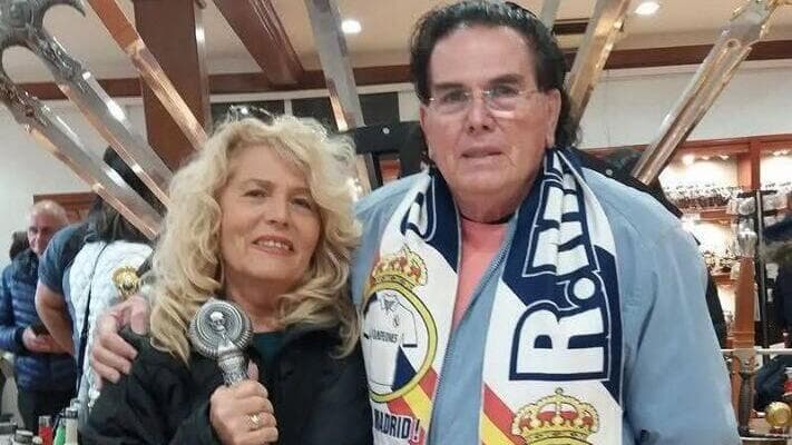 דסי ויעקב בלו ז"ל. ״פעילים, עם שמחת חיים, אוהבים בילויים״ (מתוך פייסבוק) דסי וקובי בלו ז"ל, נהרגו מפגיעה ישירה של טיל איראני בביתם בפתח תקווה