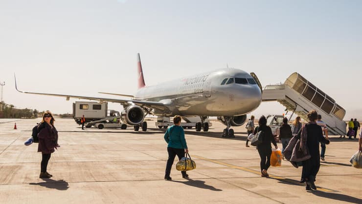 נמל התעופה של עקבה, ארכיון