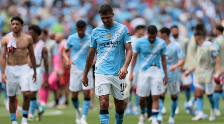 שחקני מנצ'סטר סיטי בסיום (רויטרס) שחקני מנצ'סטר סיטי בסיום