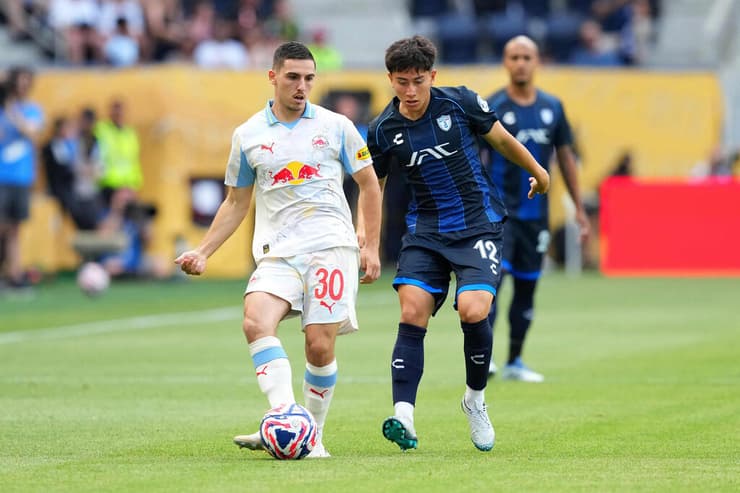 היציעים בארה"ב מלאים בסקאוטים. גלוך בפעולה (צילום: Dylan Buell / GETTY IMAGES NORTH AMERICA / AFP) גלוך