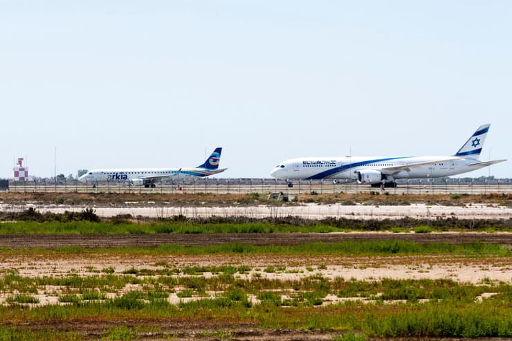 מטוסים ישראליים בלרנקה