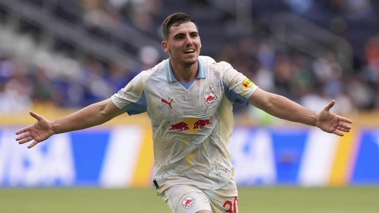 יצטרך למחנה בקומו? גלוך (צילום: AP Photo/Jeffrey Dean) אוסקר גלוך