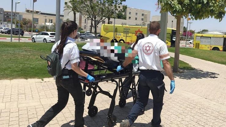 פינוי חולים מבית החולים סורוקה