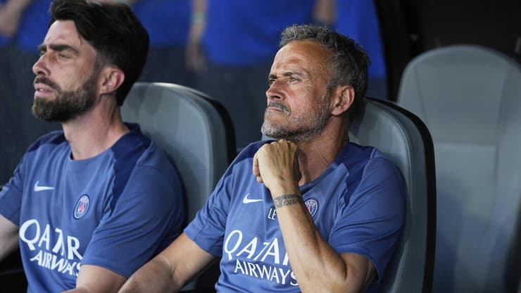 הפנים אומרות הכל. לואיס אנריקה