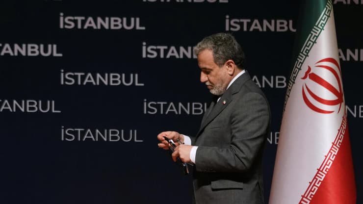 איסטנבול טורקיה שרי החוץ של איראן עבאס עראקצ'י