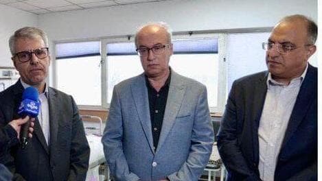 ד"ר הומיון שמח (במרכז) בביקור בבית חולים בטהרן במהלך המלחמה ד"ר הומיון שמח (במרכז) בביקור בבית חולים בטהרן במהלך המלחמה