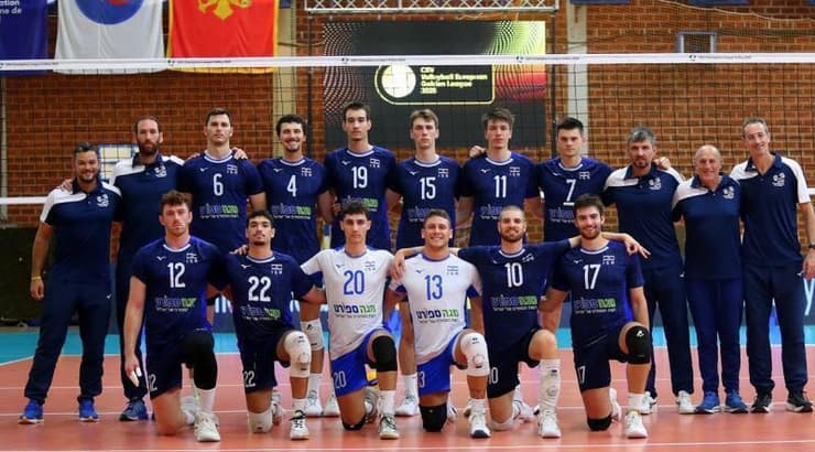 הנבחחרת לפני ההתמודדות