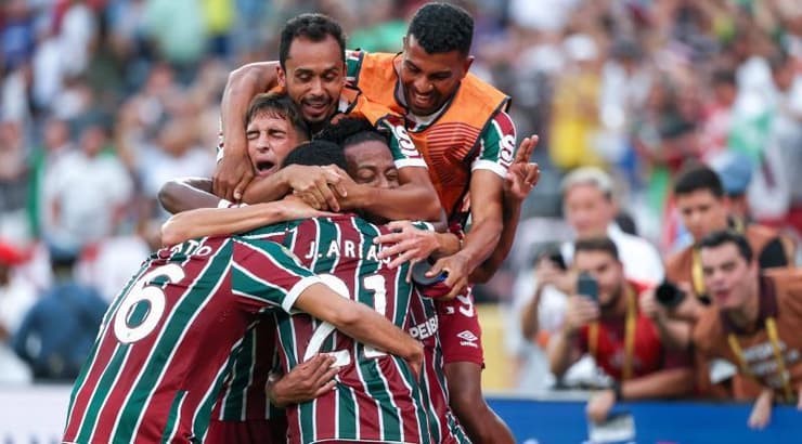 שחקני פלומיננזה בטירוף (IMAGO) שחקני פלומיננזה בטירוף