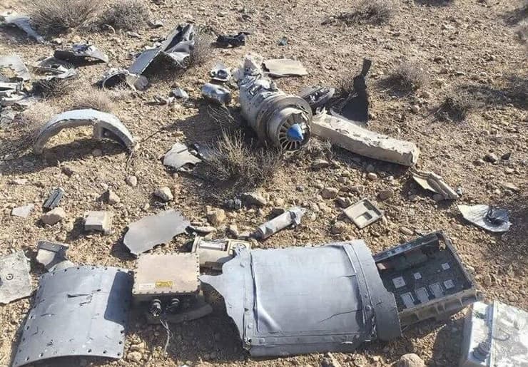 שרידי כטב"ם ישראלי באיראן כטב"מ ישראלי שהופל במכרזי במערב איראן