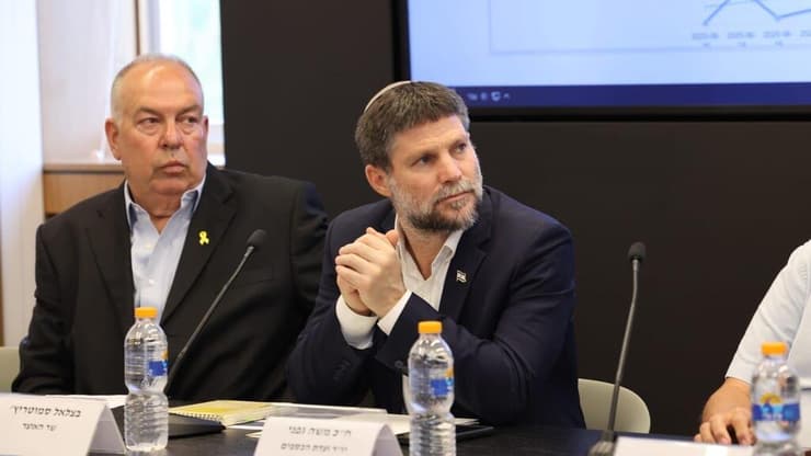 בצלאל סמוטריץ' (צילום: מירי שמעונוביץ) בצלאל סמוטריץ' מציג את תוכנית הסיוע "עם כלביא"