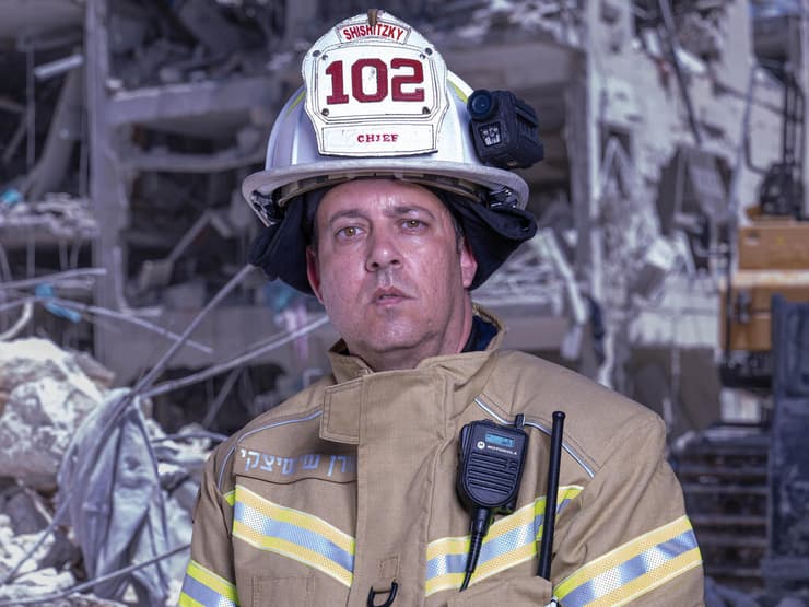 מפקד מחוז דן, רב–טפסר אורן שישיצקי