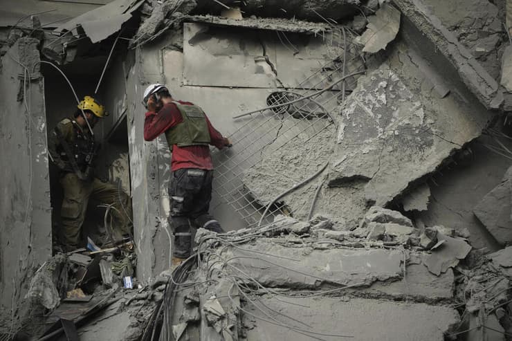 הריסות בזירת הנפילה בבאר שבע