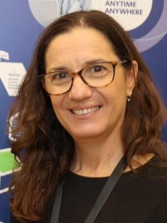 ד"ר גליה ברקאי והדר אמיר