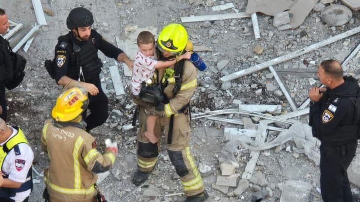 נפילת טיל בבאר שבע