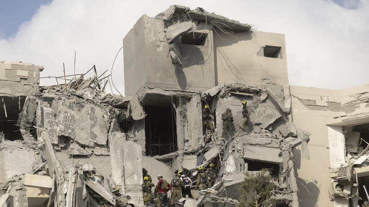 הריסות בזירת הנפילה בבאר שבע