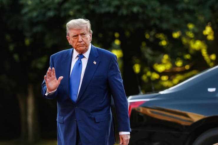 נשיא ארה"ב טראמפ מגיע לפסגת נאט"ו ב האג הולנד