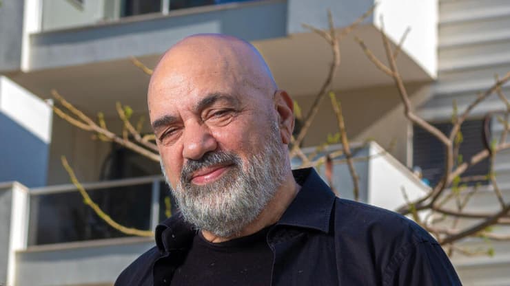 דני רובס