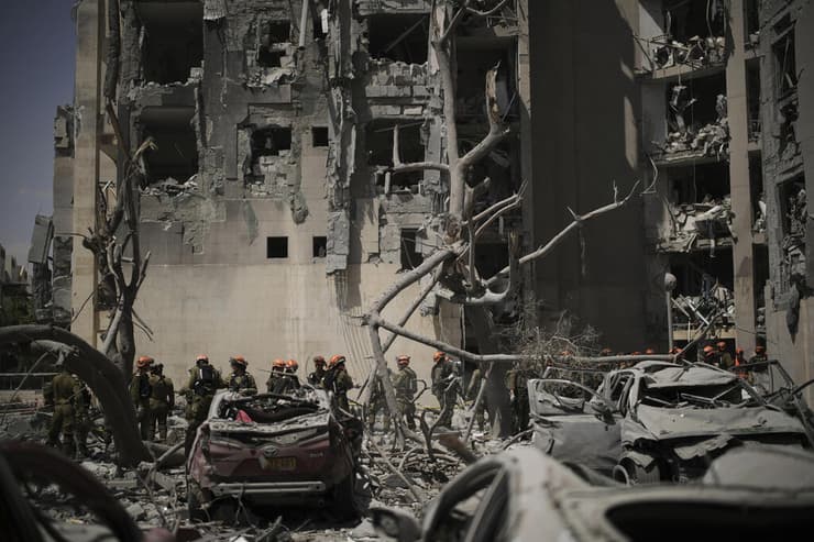 הריסות בזירת הנפילה בבאר שבע