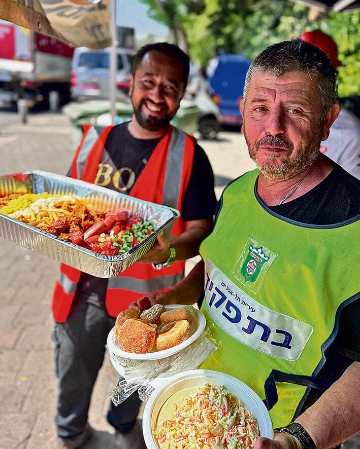 בזירה ברמת אביב. בהתחלה אמרו, “עִזבו, אין צורך", אחר כך כבר וידאו שאנחנו מגיעים (צילום: רותי רוסו) yk14417993