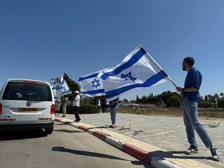 שחר מנואב ז"ל מובא למנוחות