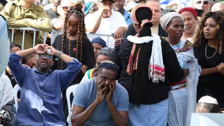 הלווייתו של שחר מנואב ז"ל