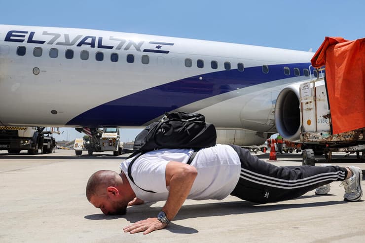 צילום: Jack Guez / AFP עולים חדשים בנתב"ג