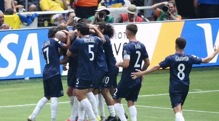 שחקני אוקלנד סיטי חוגגים (רויטרס) שחקני אוקלנד סיטי חוגגים