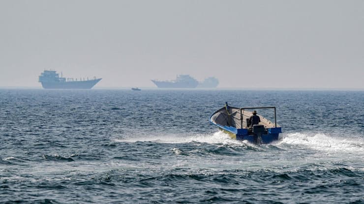  אוניה מיצרי הורמוז עומאן