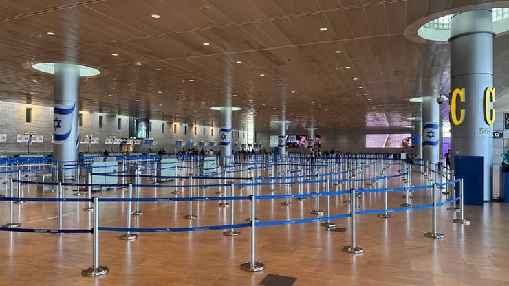 נתב"ג, בוקר דליל מאוד