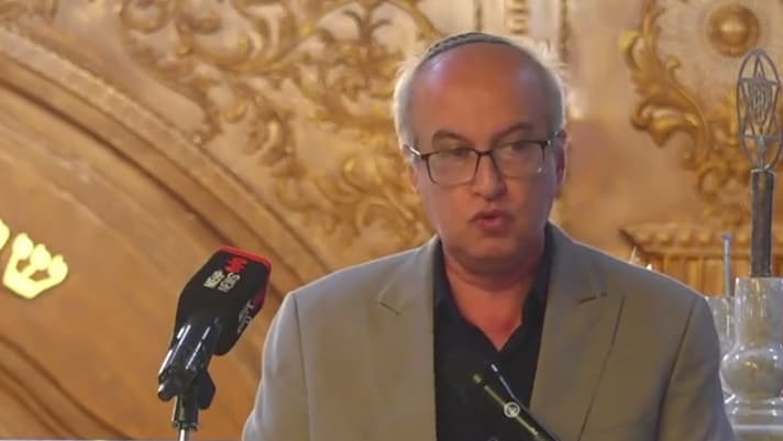 ד"ר הומיון שמח בנאומו הערב