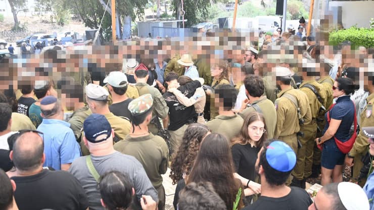 הלווייתו של מתן שי ישינובסקי ז"ל בבית העלמין בכפר יונה