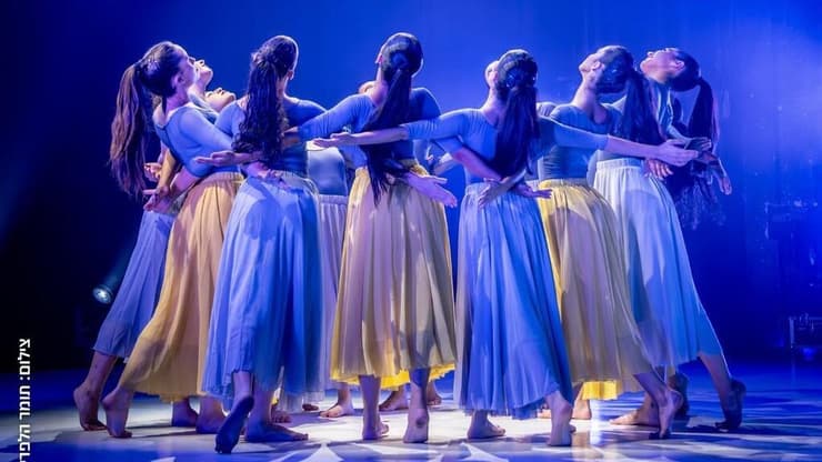 "זה בדיוק החיבור בין מזרח למערב": להקת המחול "הורה ירושלים" (צילום: תומר הלפרין) להקת המחול "הורה ירושלים"