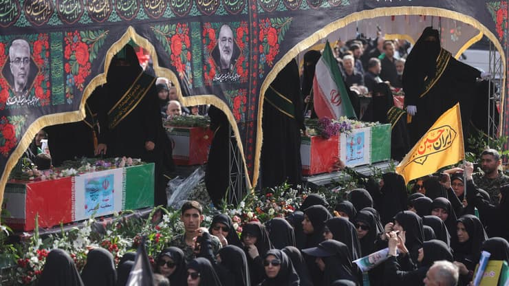 הלוויה בטהרן