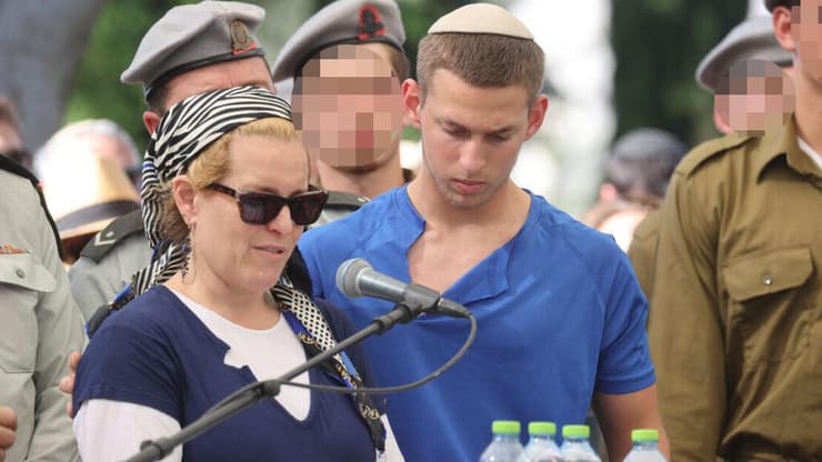 הלוויתו של סמל ישראל נתן רוזנפלד