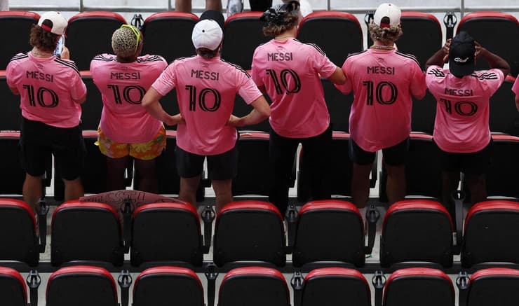 האוהדים בארה"ב רוצים שהוא יישאר (צילום: REUTERS/Amanda Perobelli) או מסי