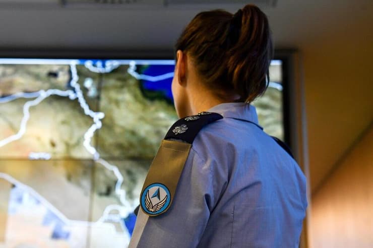 המאבק בדוחק הגרעיני: קצינת צה"ל חושפת את המאמצים מאחורי הקלעים במבצע 'עם כלביא'