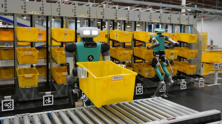 רובוט במחסני אמזון