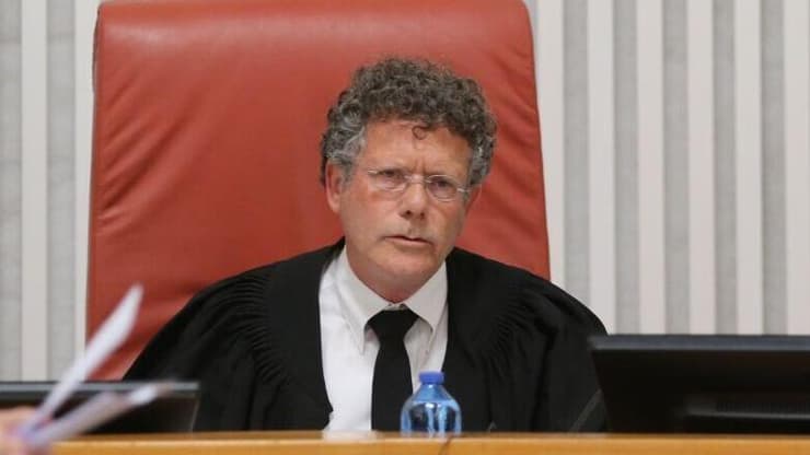 נשיא העליון עמית. מעדיף לא לקחת חלק ב"קטטות" על ניגודי עניינים (צילום: אלכס קולומויסקי ) דיון בנושא אופן מינוי ראש השב"כ בביהמ"ש העליון