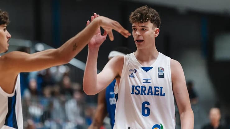 שחקן נבחרת הנוער של ישראל תמיר גולד