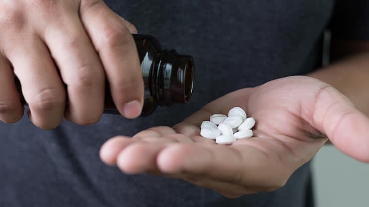 "חשש שעליית ההשתתפות העצמית תוביל לוויתור על רכישת תרופות חיוניות בקרב חלקים מהציבור". אילוסטרציה (צילום: shutterstock) תרופה