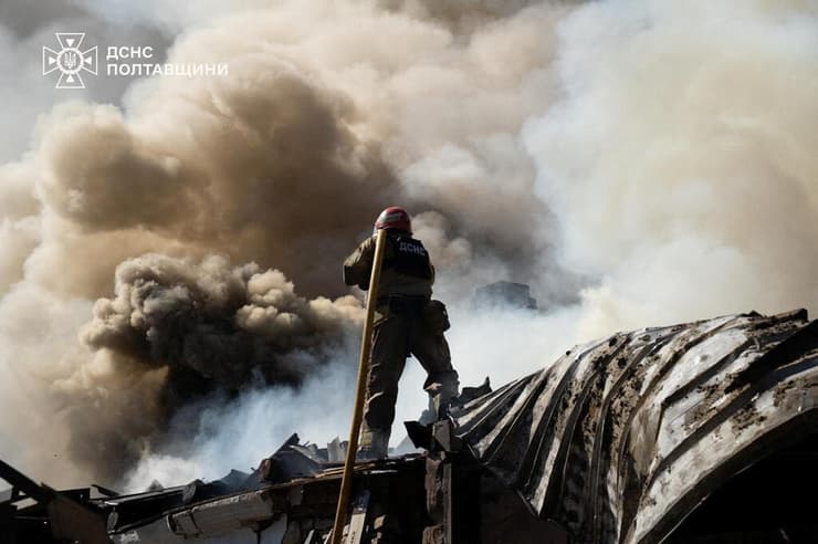 נזק מתקפת כטב"ם של רוסיה בעיר פולטבה אוקראינה