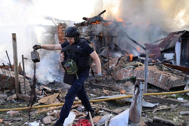 נזק מתקפת כטב"ם של רוסיה בעיר פולטבה אוקראינה